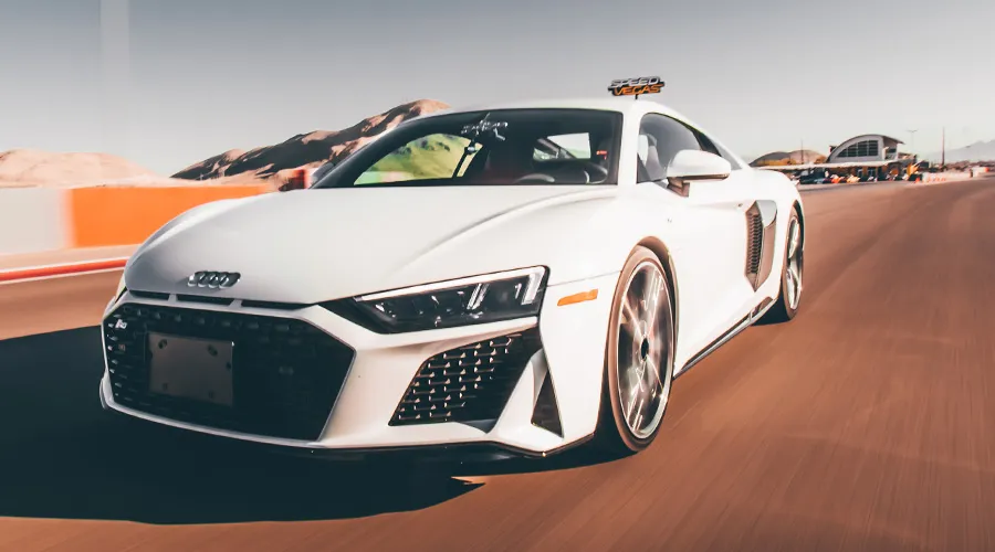Audi R8 V10