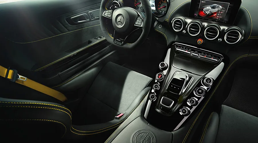 Mercedes AMG-GTR