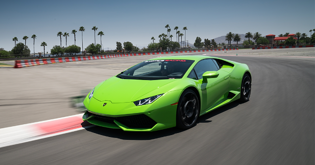 1-Day Driving Experience Lamborghini Huracan