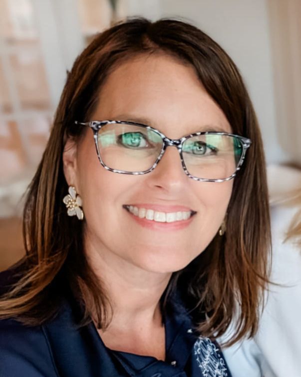 Allison  Thomas