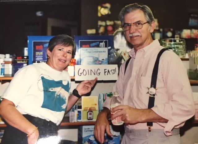 Closing the B&W Pet Shop, Port Arthur 1991