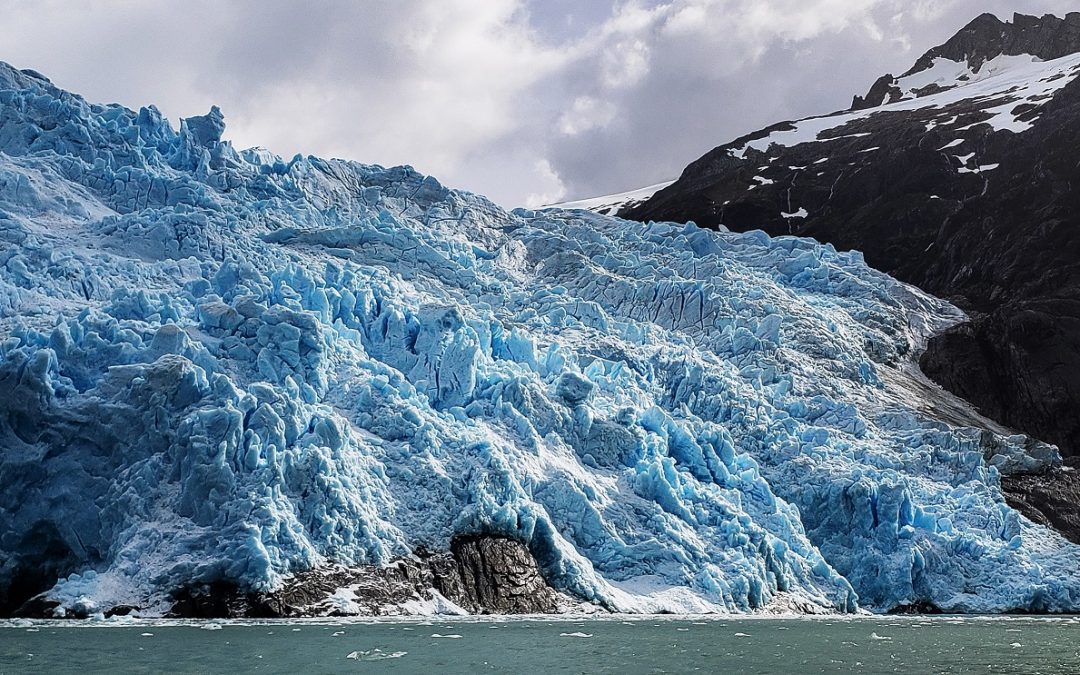 La llave de los dos Mares y los glaciares Sarmiento de Gamboa y Helado