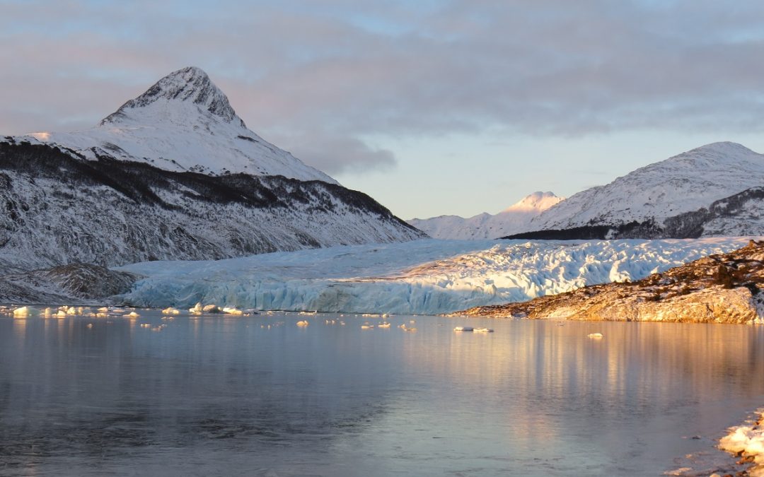 Gigantes de Hielo en Cordillera Darwin