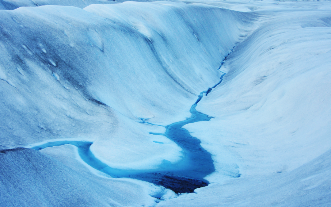 Glaciar Exploradores y deshielo superficial