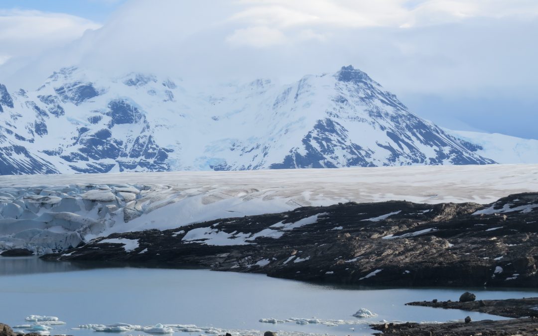 Glaciar Tyndall: Cuna de Ictiosaurios