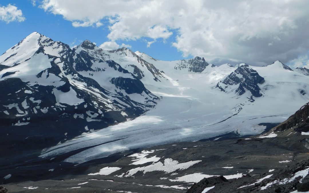 Glaciares en el valle del Río Olivares: Un tesoro de hielo en la Región Metropolitana
