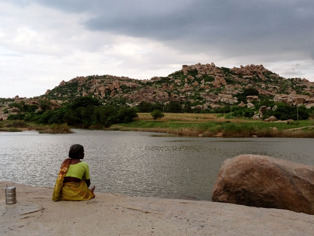 Relax-near-the-river-Hampi