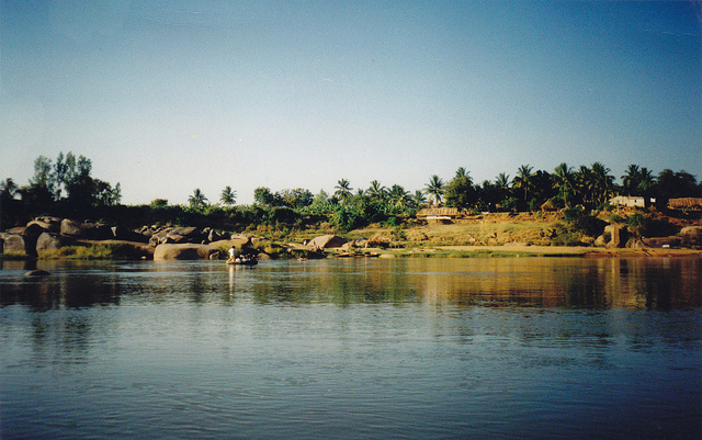 The Tungabhadra river in Hampi Picture Courtesy: Jo Kent from Flickr