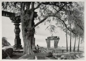One of the gates of Warangal Fort, a photograph by Alfred Nawrath, 1938 Source: ebay, Jan 2007