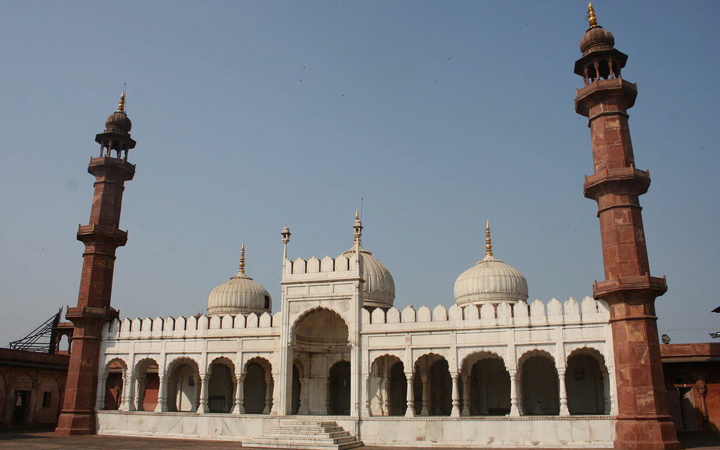 Moti Masjid