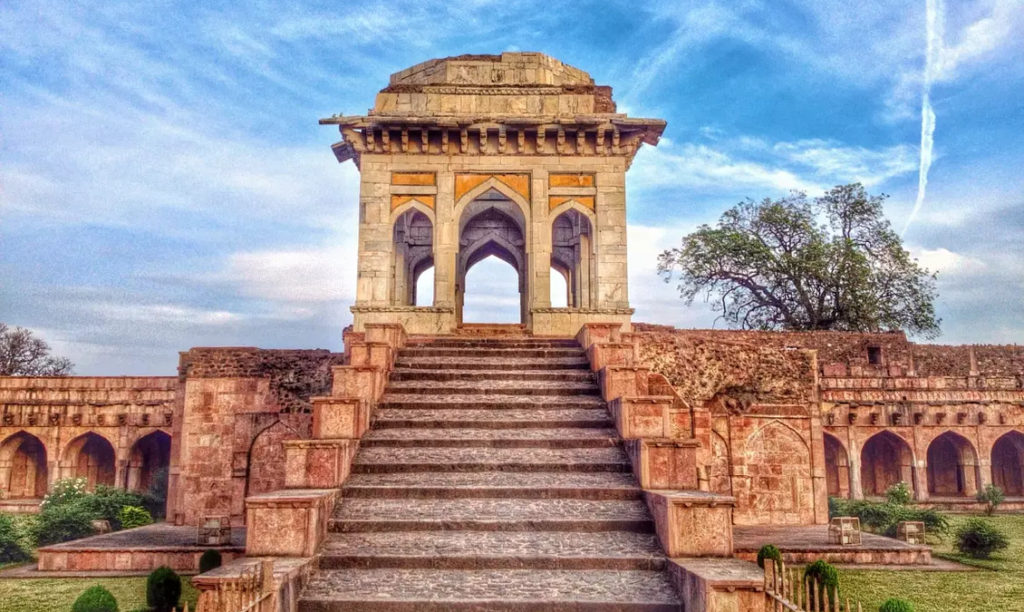 Ashrafi Mahal