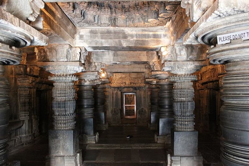 Massive latheturned pillars photo