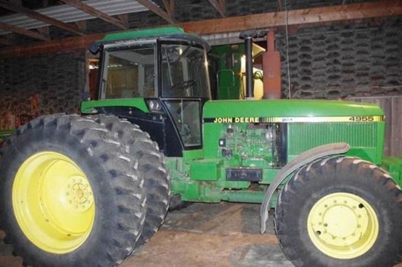 Farmers jailbreaking John Deere tractors to repair them video Page 2