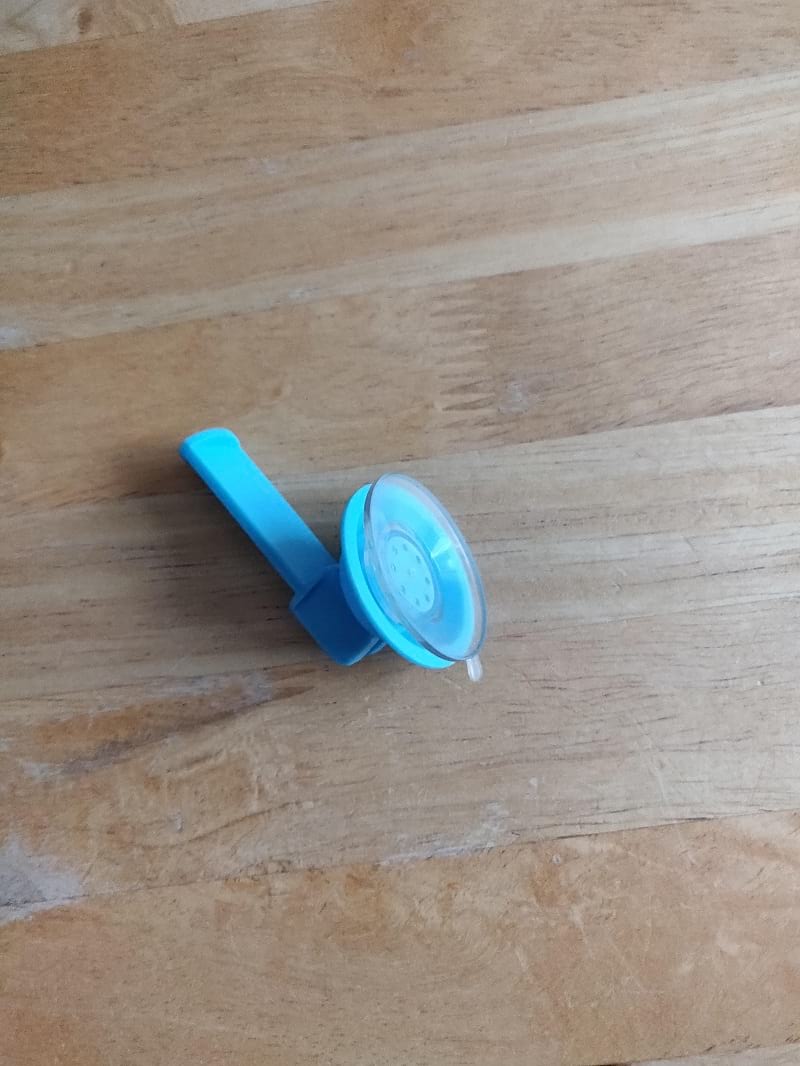 Lightbulb changing suction cup photo