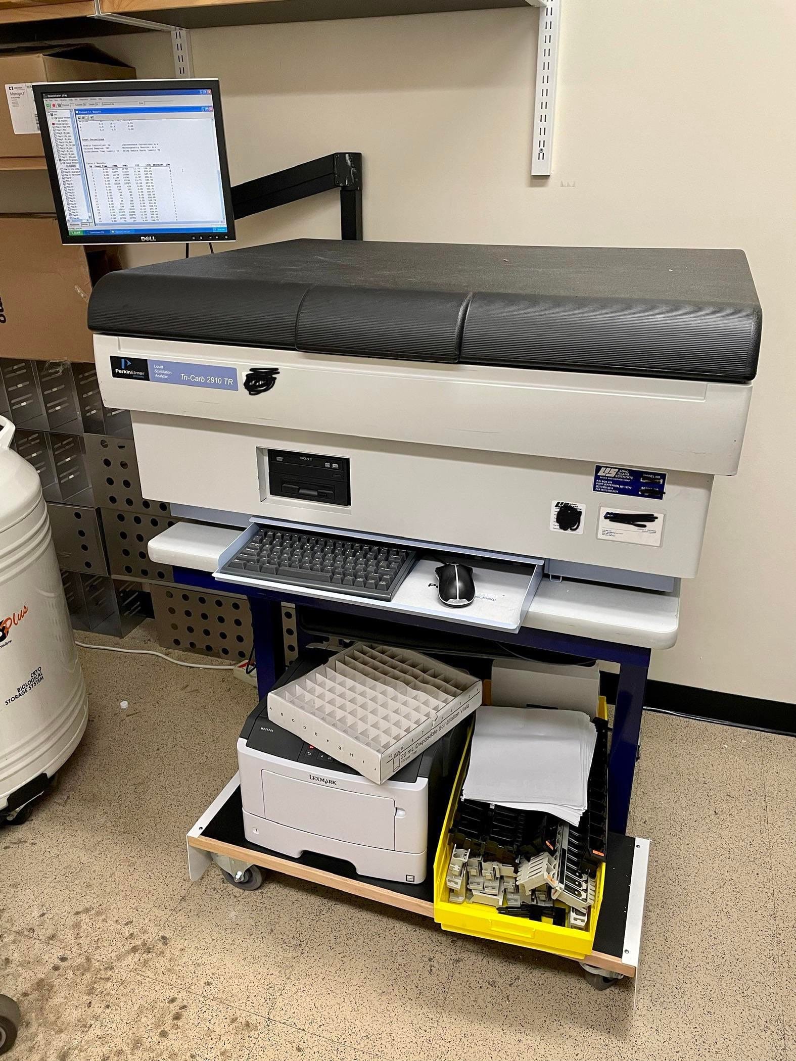 Liquid scintillation counter photos