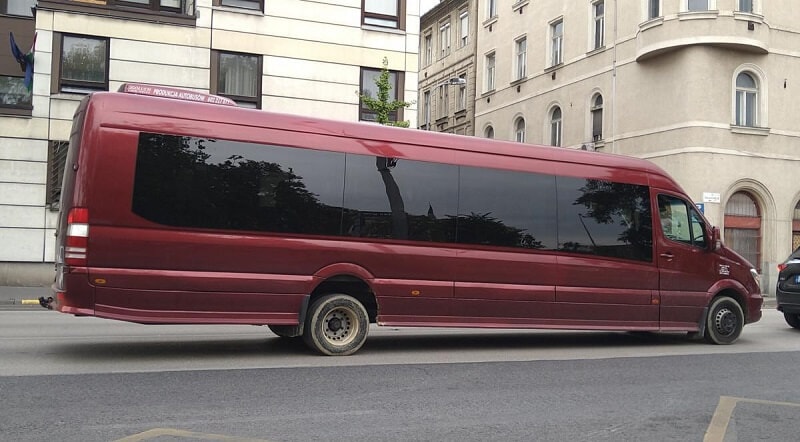 Mercedes-Benz Sprinter van/bus - photos - HomemadeTools.net