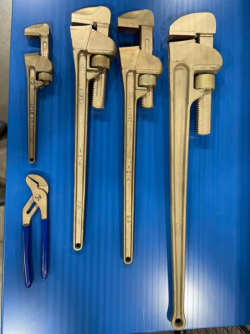 Nonsparking pipe wrenches photo