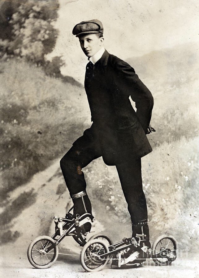1906 pedaled roller skates photo and patent