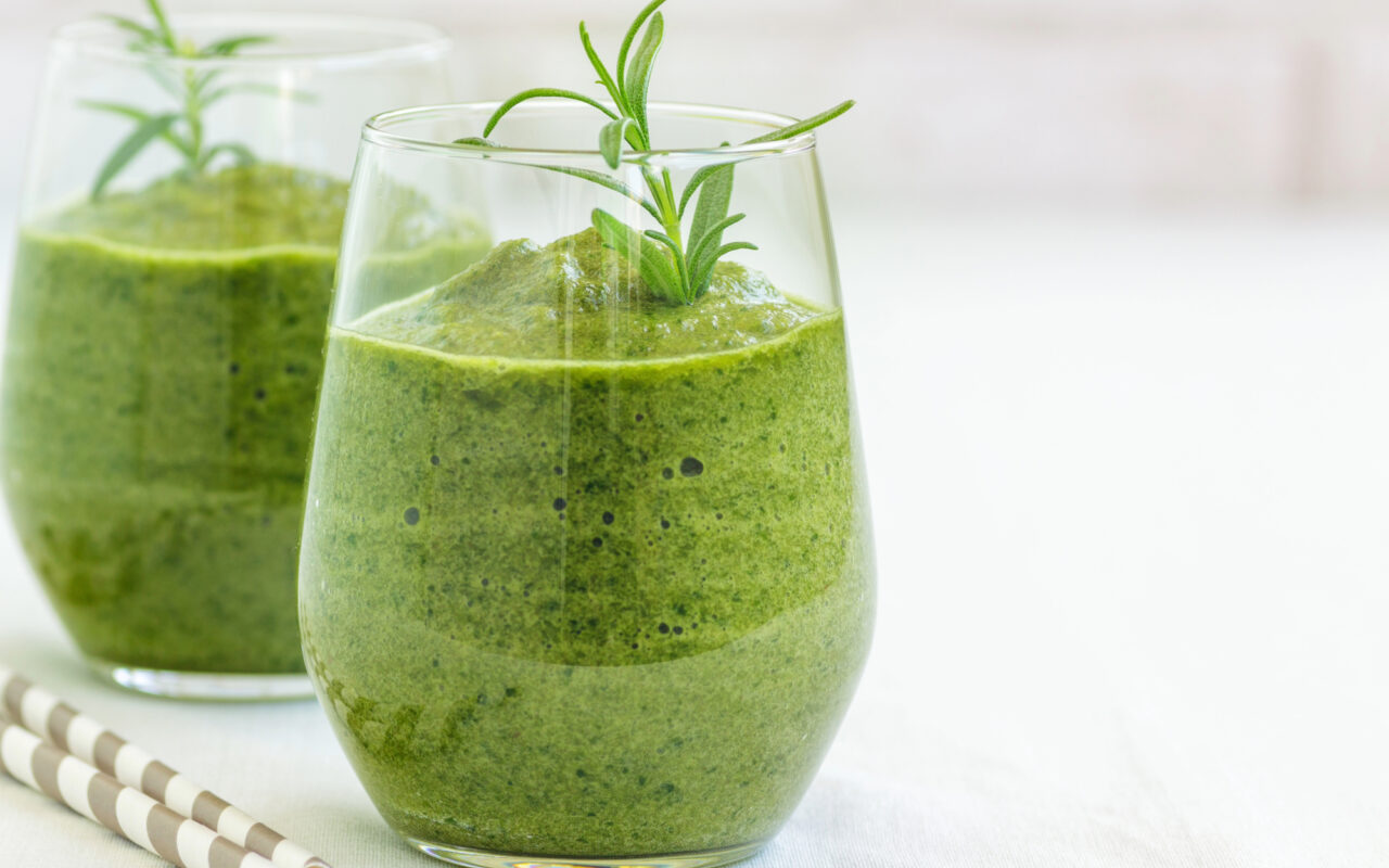 Hopegrown Recipe: Rosemary Citrus Green Glow Smoothie