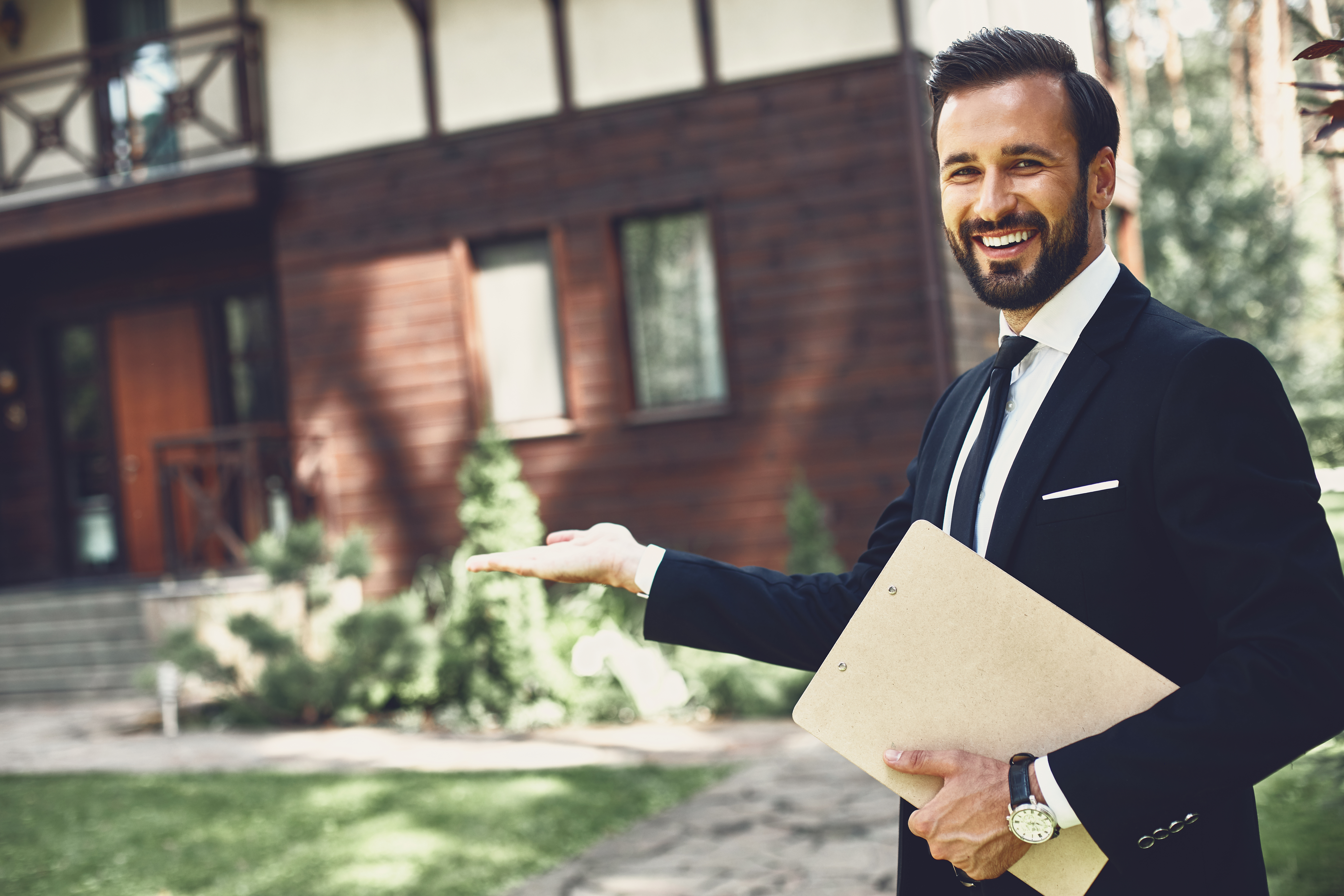 Save Money by Selling with Us Realtor Selling Home