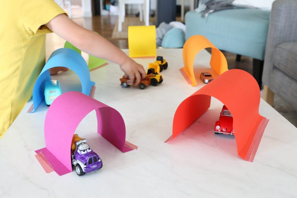 Easy Paper Tunnels for Little Car Lovers Mama.Papa.Bubba.
