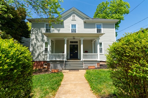 921 Cherry Ave,  Charlottesville, VA 22903