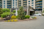 2 Claridge Drive Entrance
