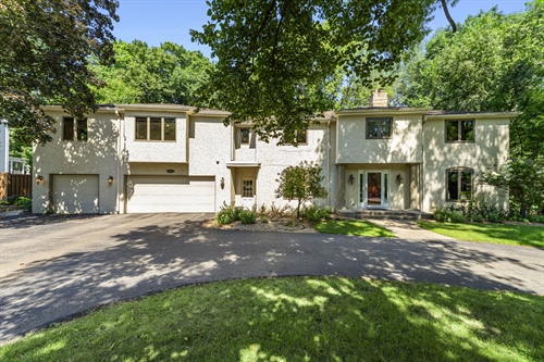 18408 Timber Ridge Drive,  Minnetonka, MN 55345