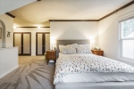 4637 Martha St_013