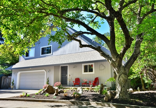 18471 Happy Lane,  Sonoma, CA 95476