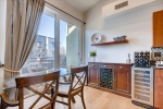1380 Rosewood Avenue 9D-l