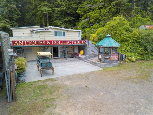 84755 Highway 101,  Florence, OR 97439