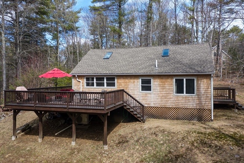 5 Harry Street,  York, ME 03909