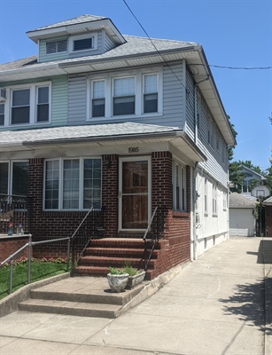 1985 New York Avenue,  Brooklyn, NY 11210