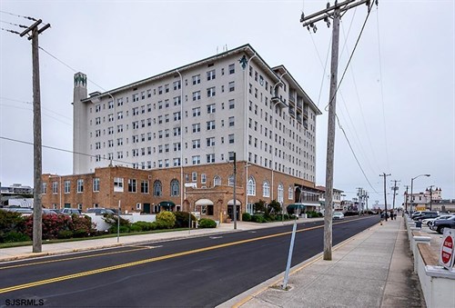 719 E 11th Street #907,  Ocean City, NJ 08226