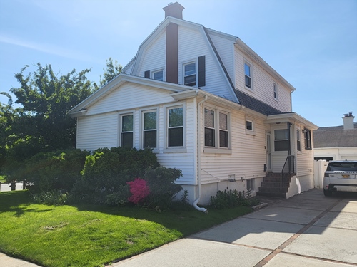 463 Beach 142 Street,  Neponsit, NY 11694