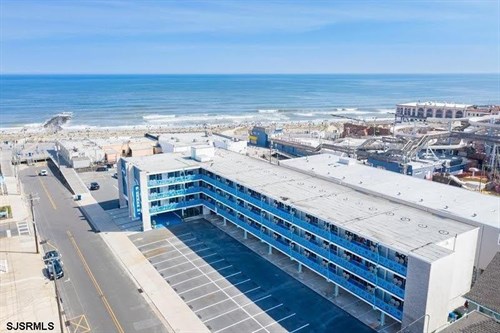 870 E 7th Street #102,  Ocean City, NJ 08226