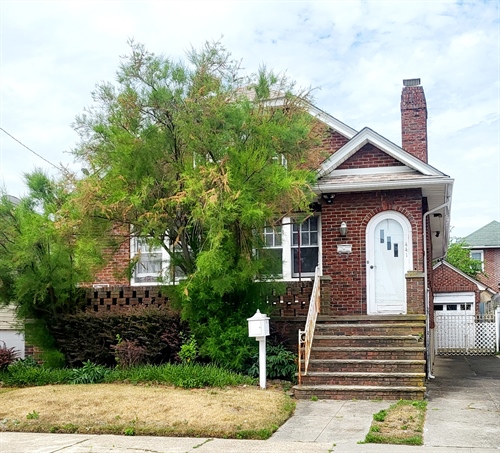 441 Beach 136 Street,  Belle Harbor, NY 11694