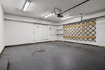 37-Garage