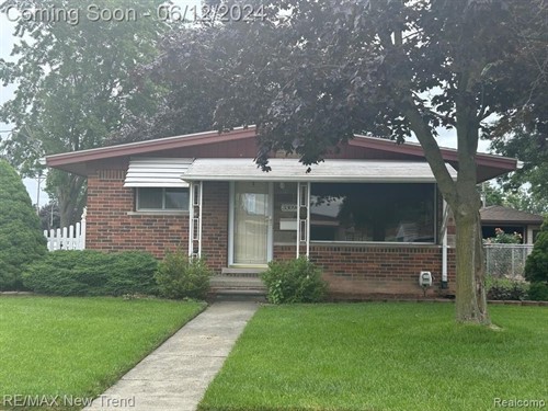 33094 Sandra Ln,  Westland, MI 48185