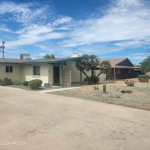 1111 E Laurel Dr,  Casa Grande, AZ 85122