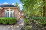 Curb appeal and located on cul de sac street