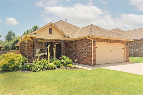 20590 Autumn Trail,  Harrah, OK 73045