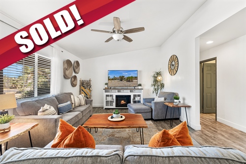 7929 Barberry Avenue,  Yucca Valley, CA 92284