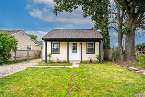 12257 Inkster Rd,  Livonia, MI 48150