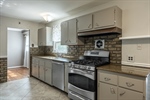 19 x 10 Kitchen - All Kitchen Appliances Included