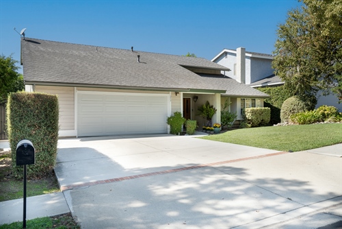 253 Aspen Drive,  Monrovia, CA 91016