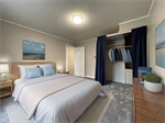 172 Wyandotte bdrm1