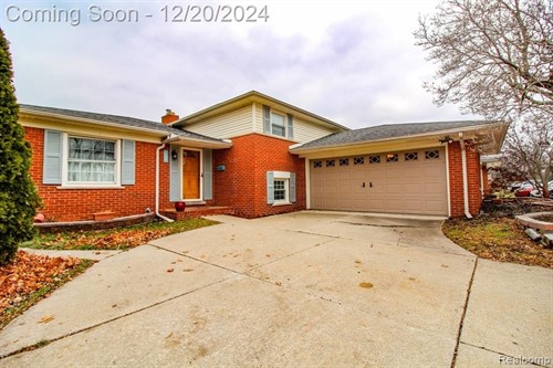 17028 Hamilton Ave,  Allen Park, MI 48101