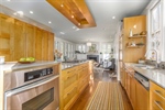 Accessible to Dining and Living
